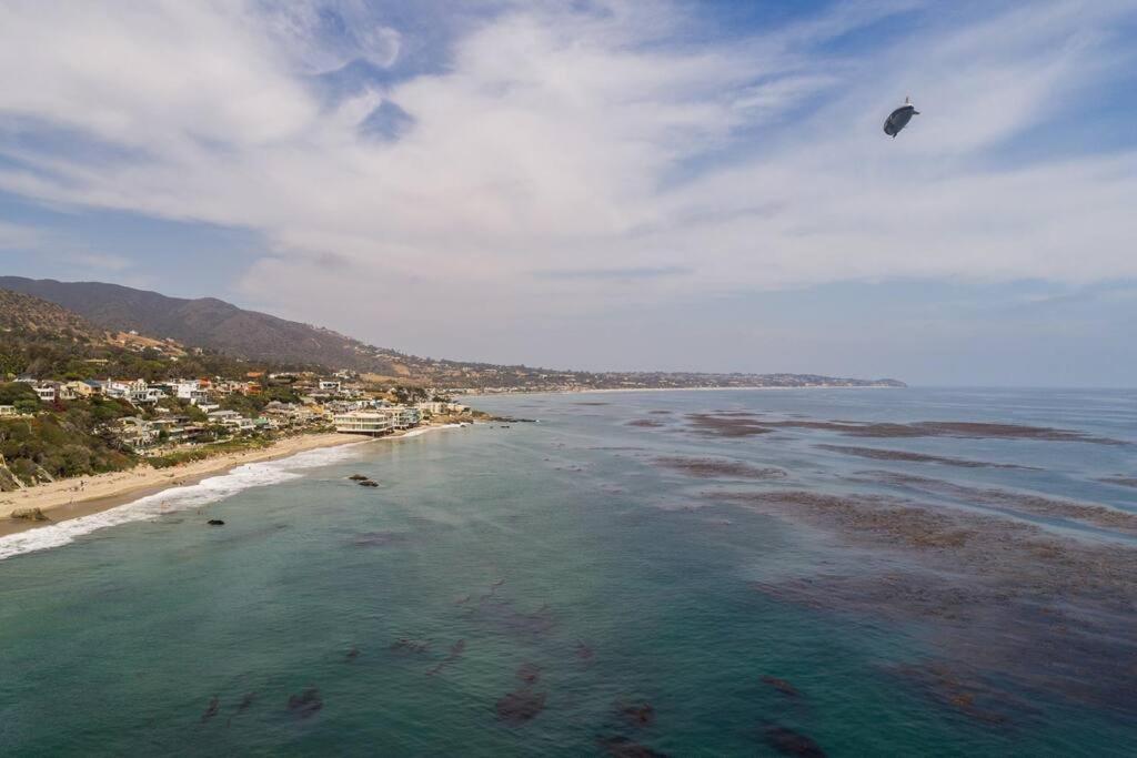 Luxury Beach Ocean View House, Steps To The Beach Villa Malibu Exterior photo